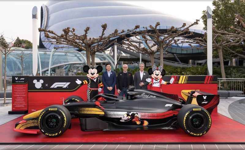  申城赛道沸腾周末；F1中国站创观赛纪录，旅游商贸多业态联动释放巨大活力。 体育新闻