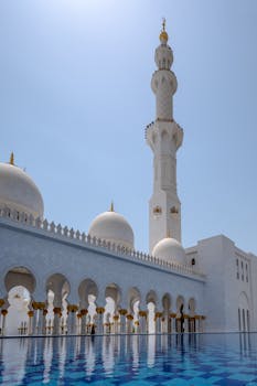  前两月预算收入稳中有进；证券印花税大幅攀升，资本市场热情高涨。 股票财经