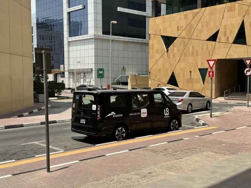  文远知行交出亮眼答卷；Robotaxi业务实现显著增长，资本市场积极响应。 IT技术