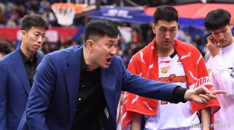  热血与遗憾交织的夜晚：那些CBA赛场上的逆转人生 体育新闻