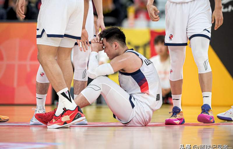  热血与遗憾交织的夜晚：那些CBA赛场上的逆转人生 体育新闻