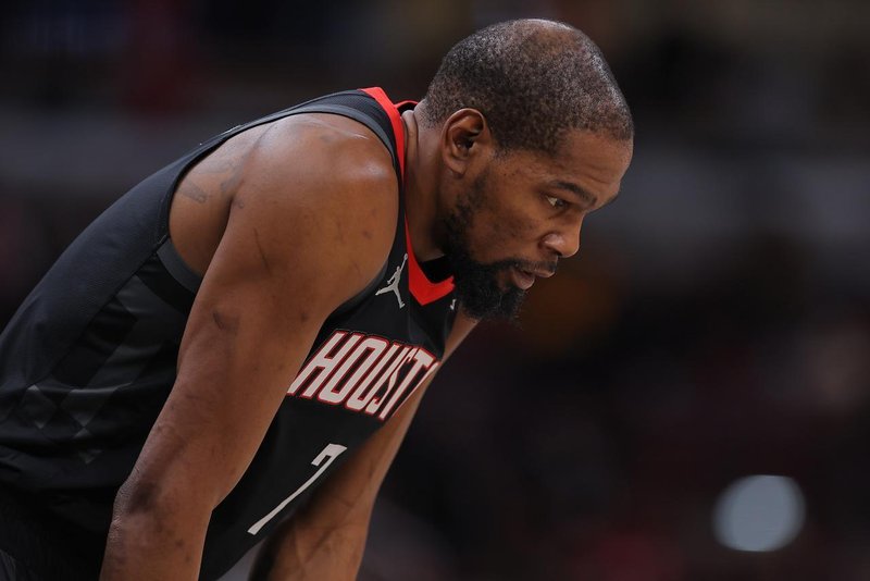  【战术显微镜】库里归来背后的博弈玄机：火箭VS勇士的三重博弈深度解析 体育新闻