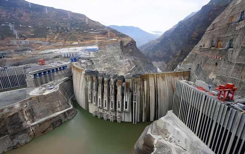  【硬核拆解】白鹤滩水电站：从不可能到世界之巅的技术长征 新闻