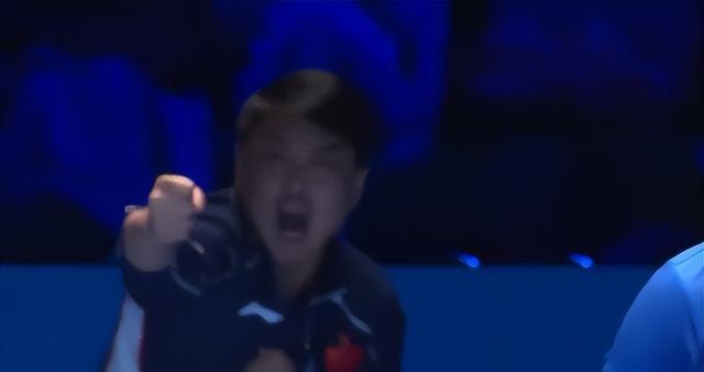  澳门第七局：从1-3到11-8，王楚钦的逆转藏着一套高压博弈模型 体育新闻